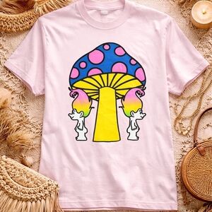 Good Luck Trolls tee L  NWOT‎